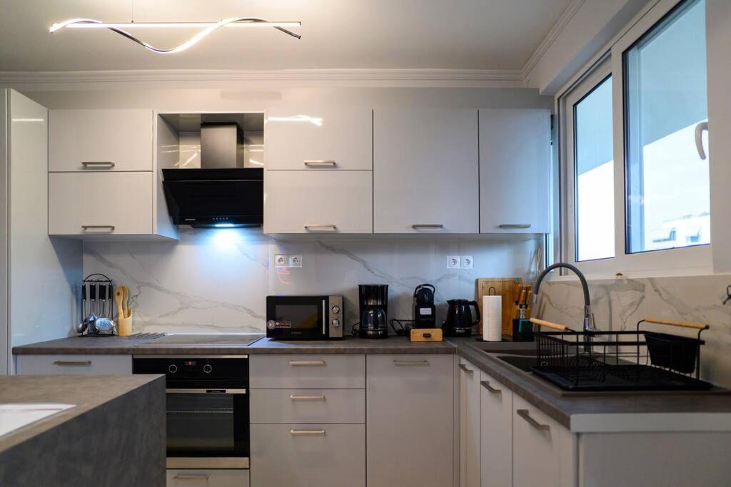 Fresh Spicy 1Bd Amusement Arcade Apartment Athens Exterior photo