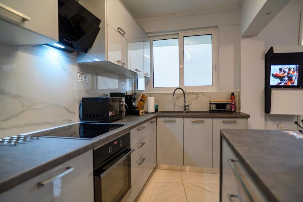 Fresh Spicy 1Bd Amusement Arcade Apartment Athens Exterior photo